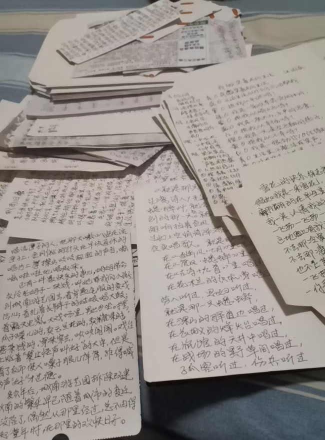 梨花老友记｜AI是她的“不生气老师”